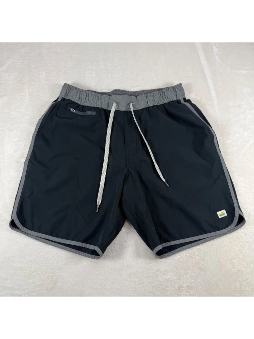 Vuori Banks Shorts Mens Medium Black 7